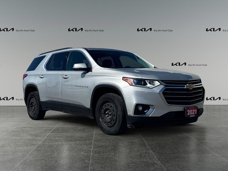2021 Chevrolet Traverse LT Cloth w/1LT