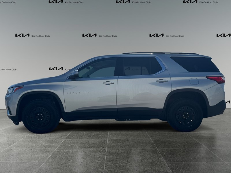 2021 Chevrolet Traverse LT Cloth w/1LT