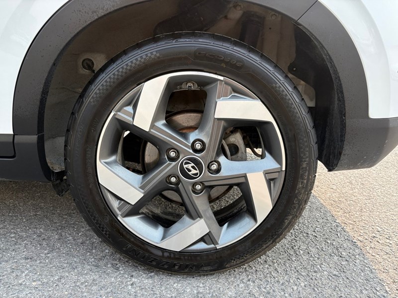 2021 Hyundai Venue Ultimate IVT w/Black Interior