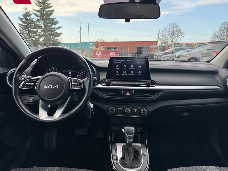 2022 Kia Forte EX IVT