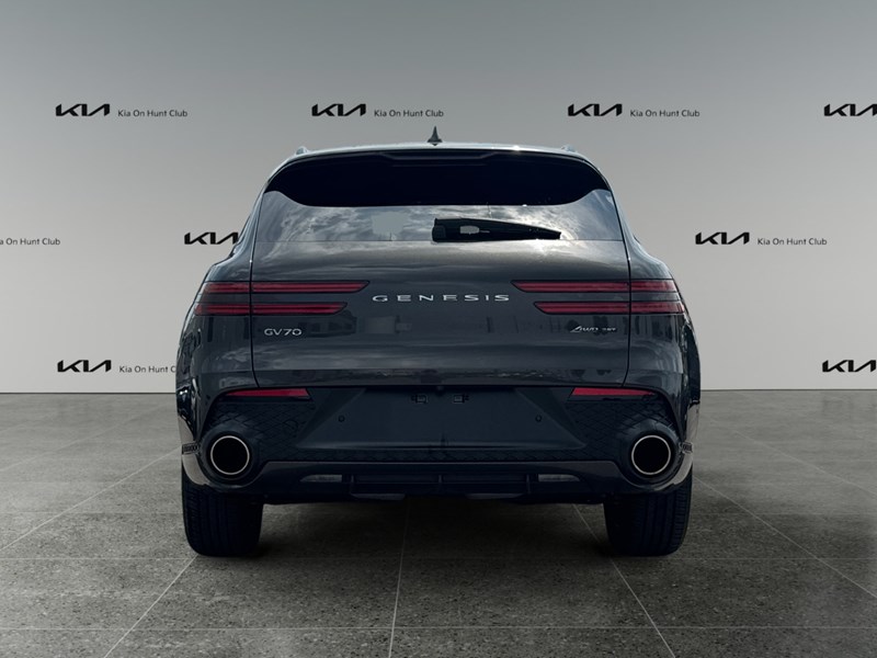 2023 Genesis GV70 2.5T Prestige AWD