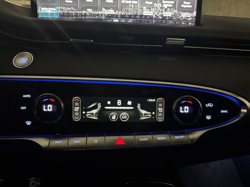 2023 Genesis GV70 2.5T Prestige AWD