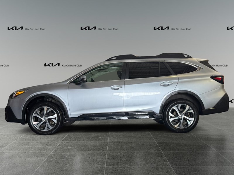 2022 Subaru Outback Limited XT CVT
