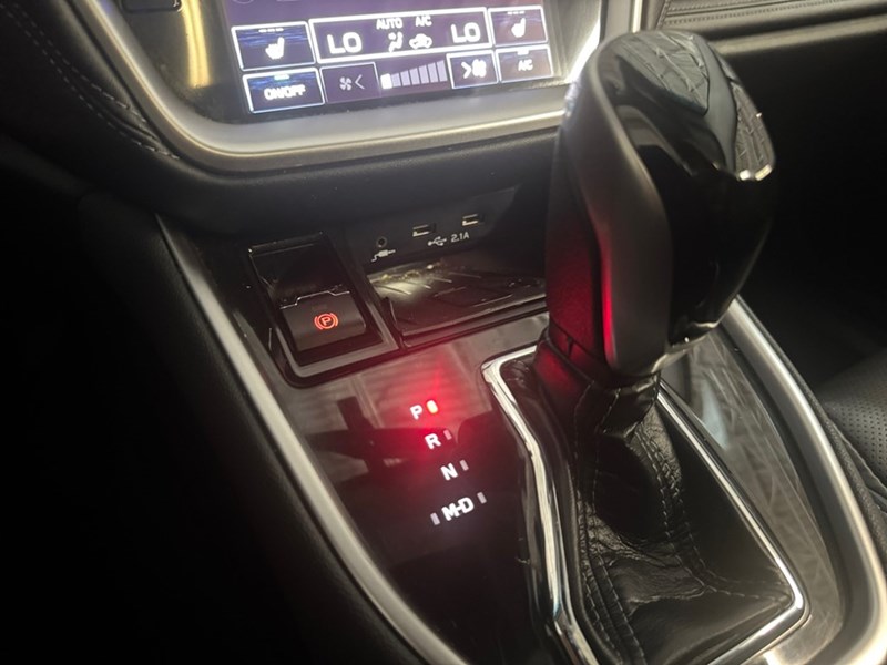 2022 Subaru Outback Limited XT CVT