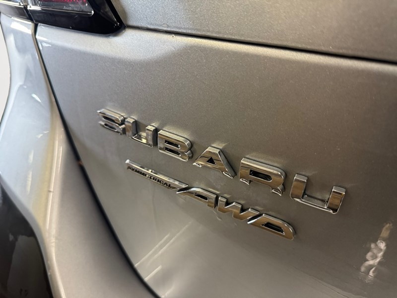 2022 Subaru Outback Limited XT CVT