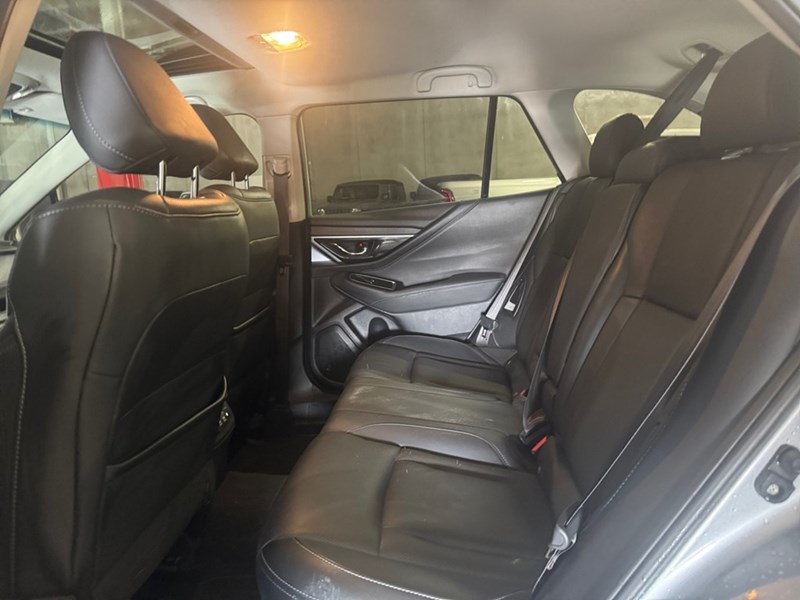 2022 Subaru Outback Limited XT CVT