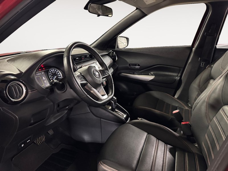 2020 Nissan Kicks SR Premium PKG.