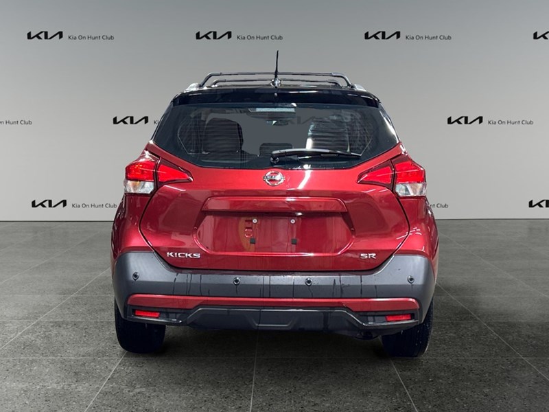 2020 Nissan Kicks SR Premium PKG.