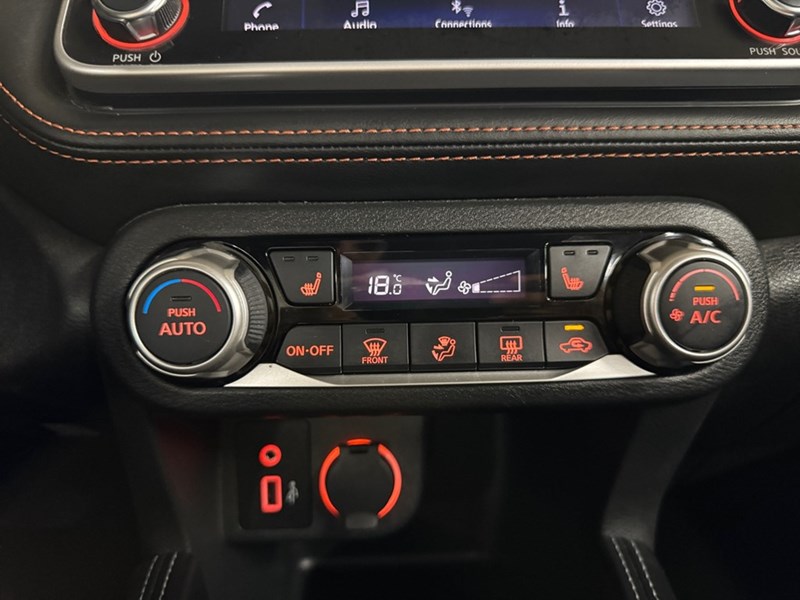 2020 Nissan Kicks SR Premium PKG.
