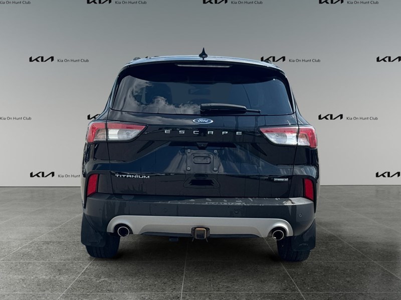 2021 Ford Escape Titanium Hybrid AWD