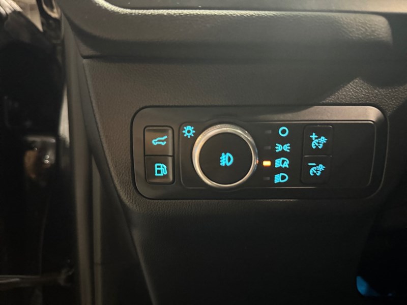 2021 Ford Escape Titanium Hybrid AWD