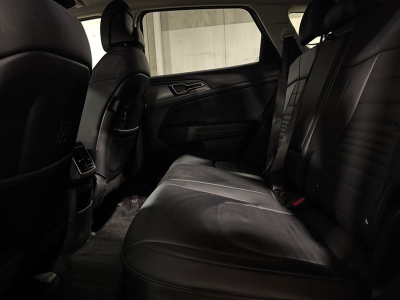 2023 Kia Sportage HEV SX AWD w/Black Interior