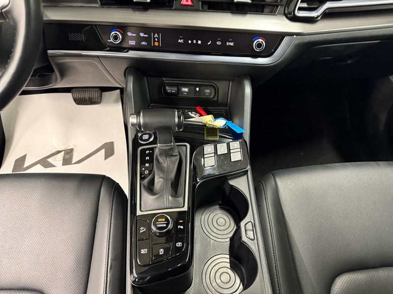 2024 Kia Sportage EX AWD