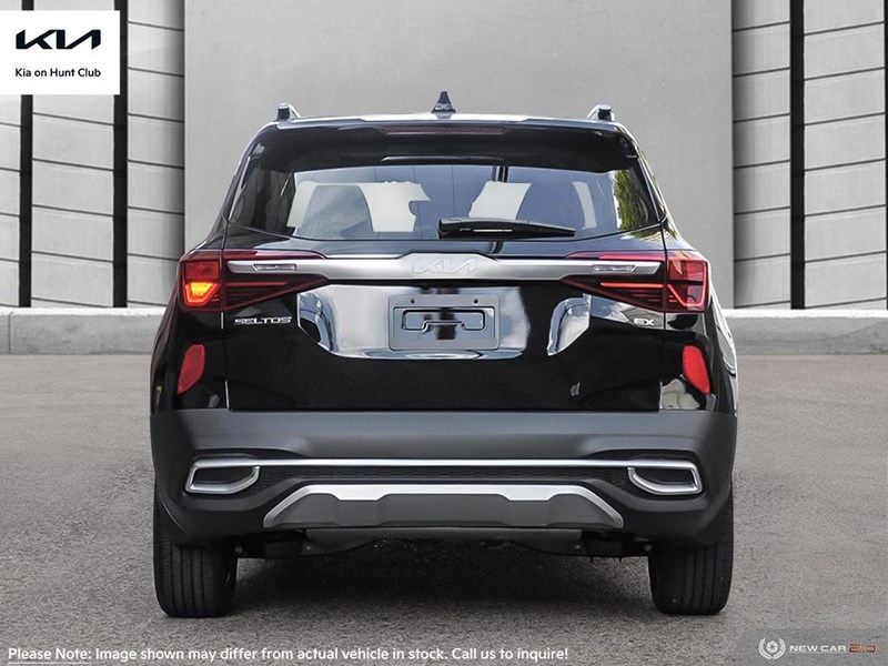 2023 Kia Seltos EX FWD