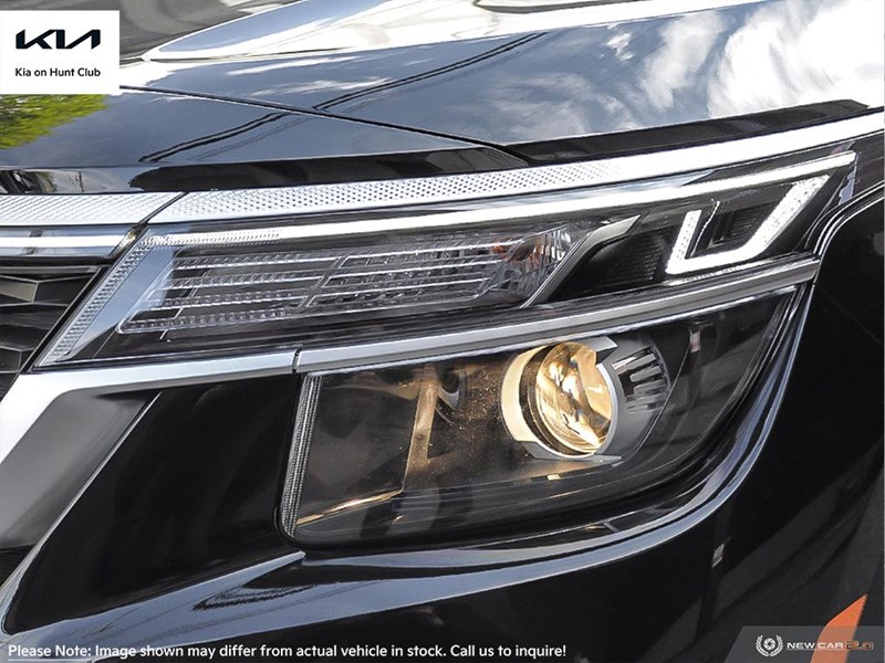 2023 Kia Seltos EX FWD