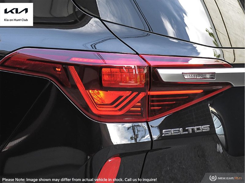 2023 Kia Seltos EX FWD