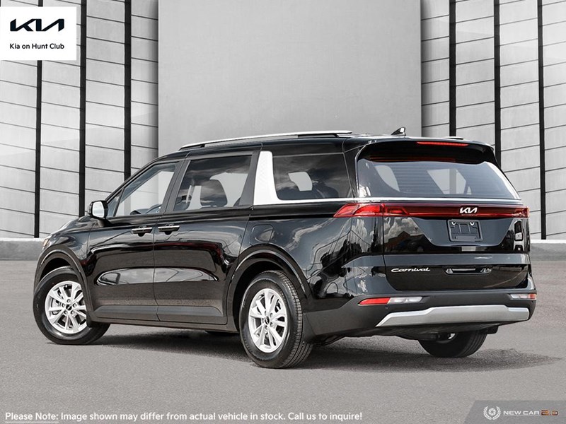 2023 Kia Carnival LX FWD