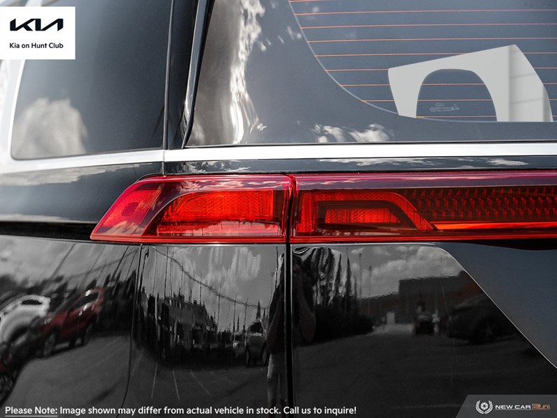 2023 Kia Carnival LX FWD