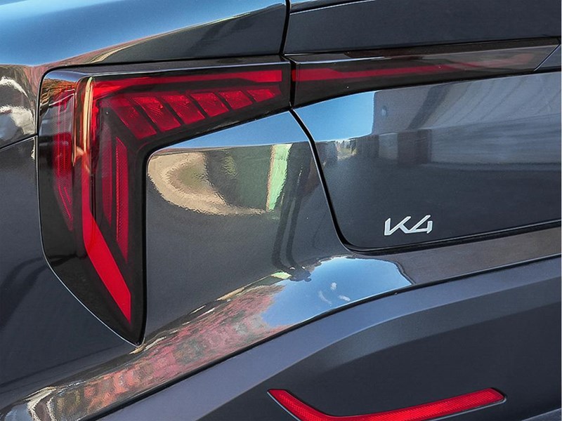 2025 Kia K4 LX FWD
