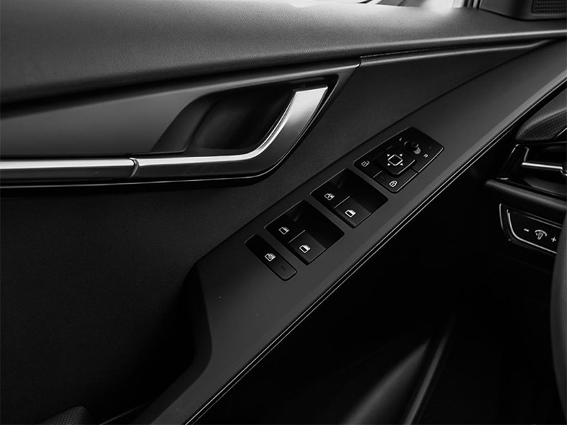2025 Kia Niro PHEV LX FWD