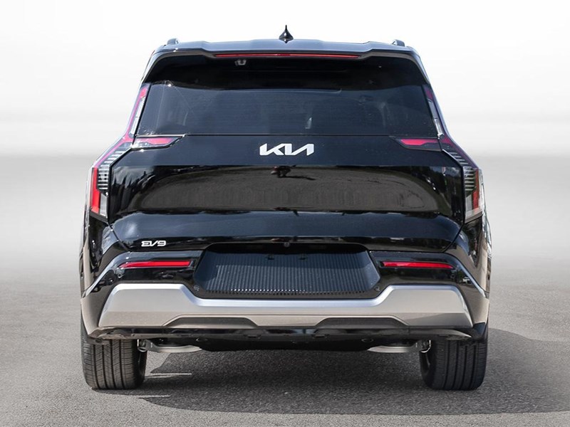 2026 Kia EV9 Land w/Premium Package AWD