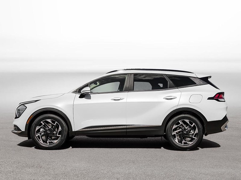 2025 Kia Sportage PHEV SX AWD w/Red Interior