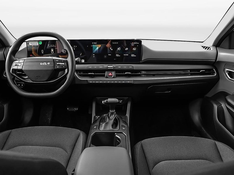 2025 Kia K4 LX FWD