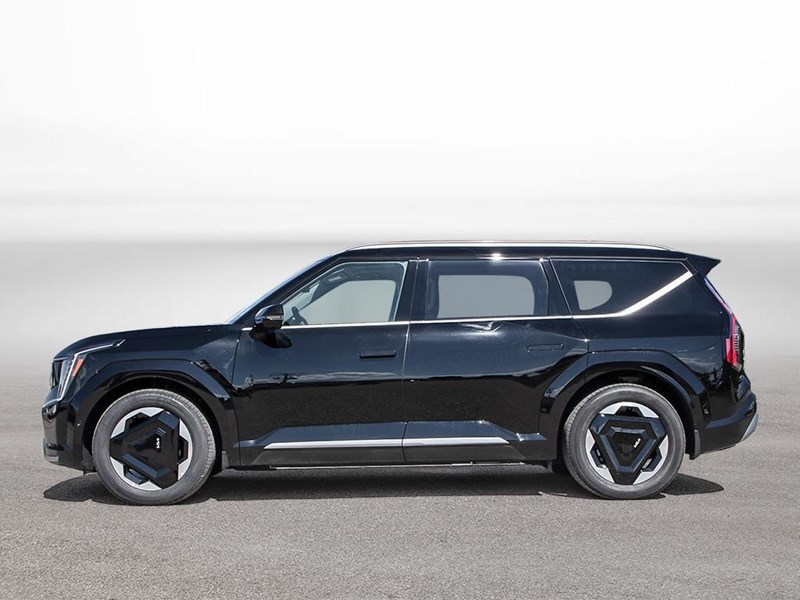 2026 Kia EV9 Land w/Premium Package AWD