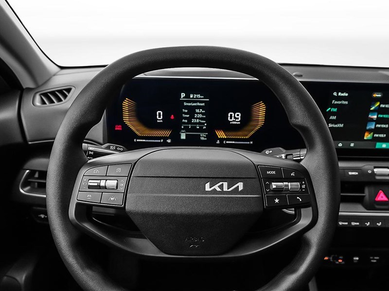 2025 Kia K4 LX FWD