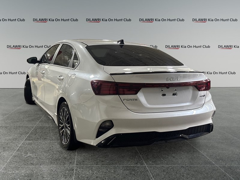 2023 Kia Forte GT-Line IVT
