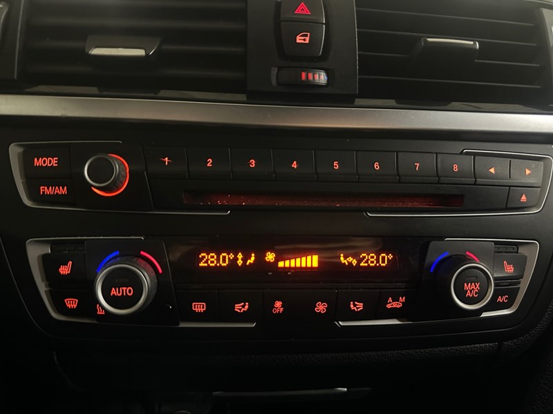 2013 BMW 320 4dr Sdn 320i xDrive AWD