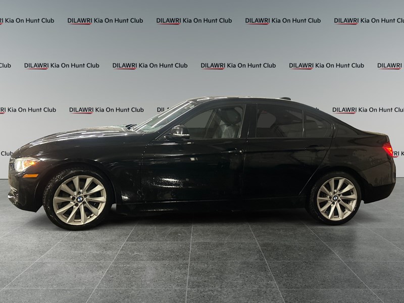 2013 BMW 320 4dr Sdn 320i xDrive AWD