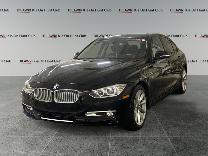 2013 BMW 320 4dr Sdn 320i xDrive AWD
