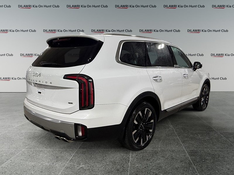 2023 Kia Telluride SX Limited AWD w/Black Interior