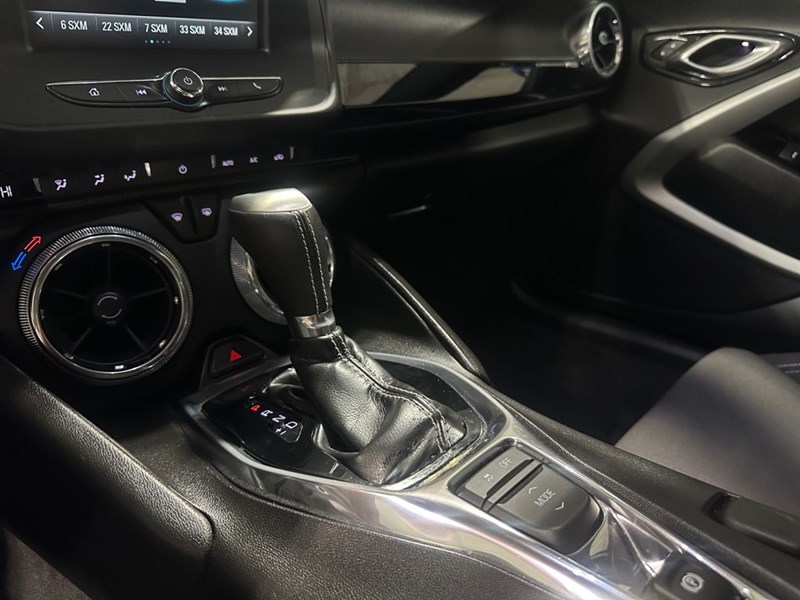 2017 Chevrolet Camaro 2dr Cpe 1LT