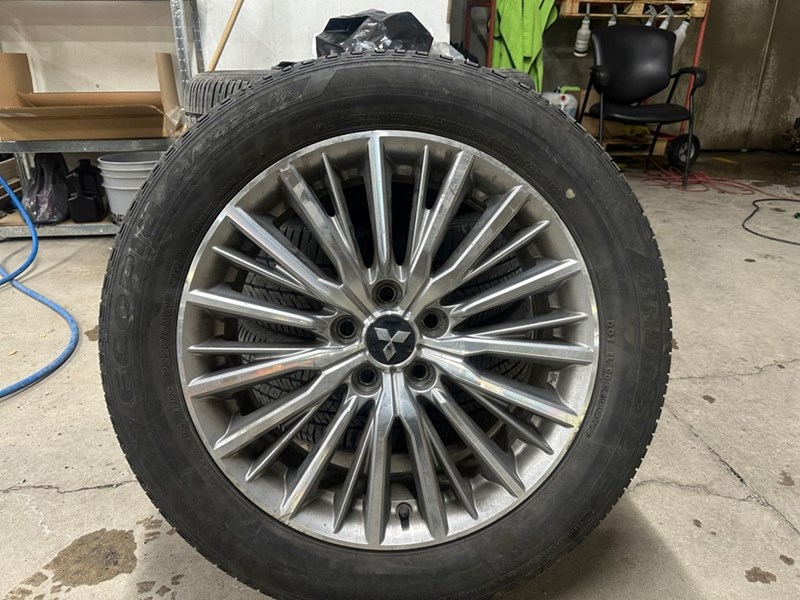 2022 Mitsubishi Outlander Plug-In Hybrid SE S-AWC