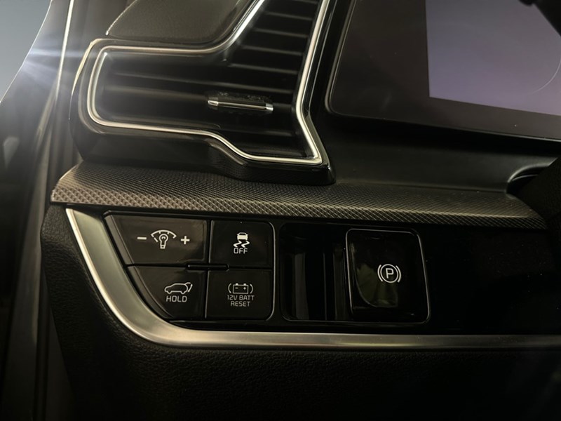 2023 Kia Sportage HEV SX AWD w/Black Interior