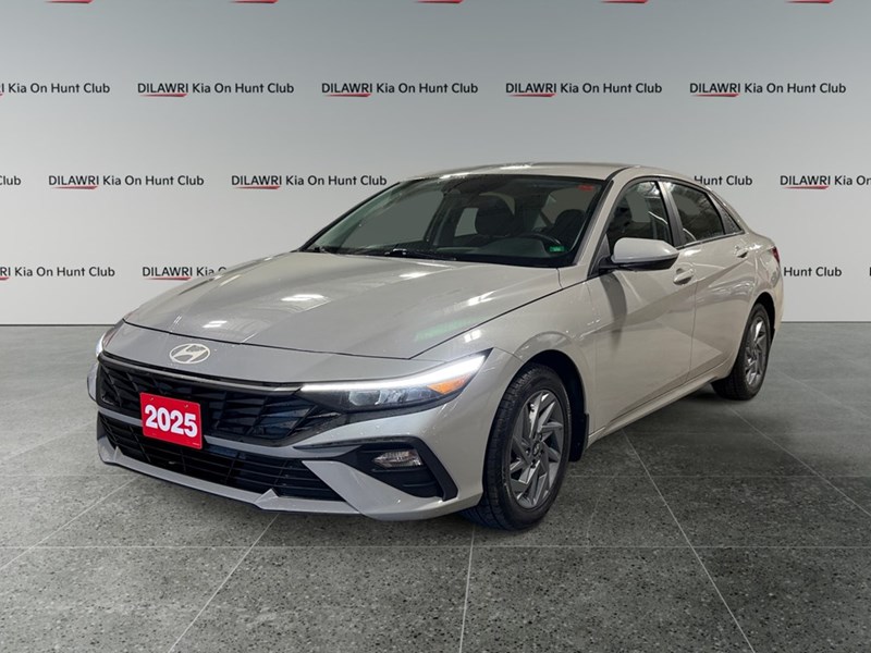 2025 Hyundai Elantra Preferred IVT