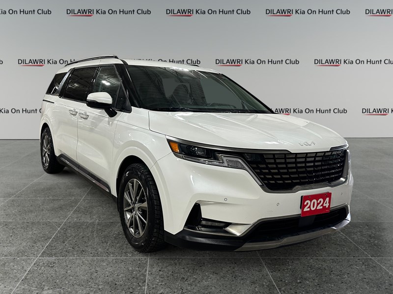 2024 Kia Carnival EX