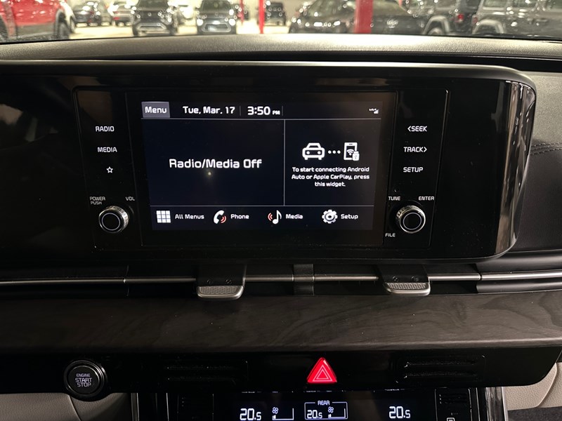 2024 Kia Carnival EX