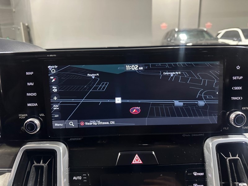 2023 Kia Sorento PHEV SX AWD w/Navy Blue Interior