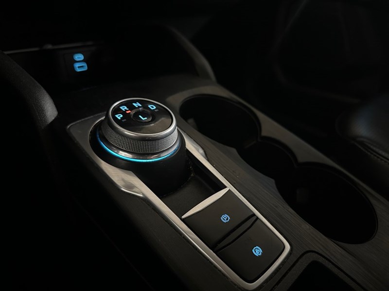 2023 Ford Escape Platinum AWD