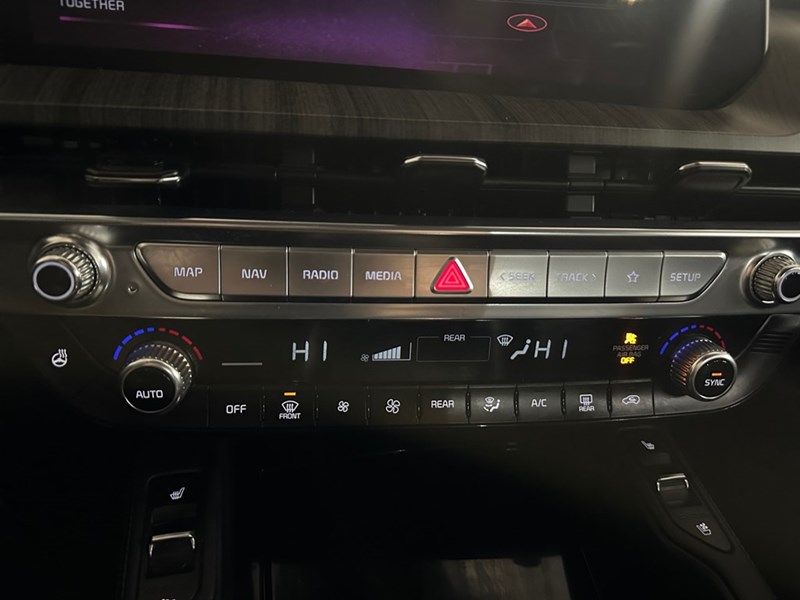 2023 Kia Telluride SX Limited AWD w/Black Interior