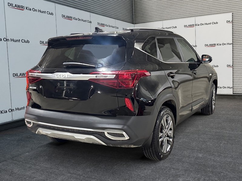 2023 Kia Seltos EX AWD