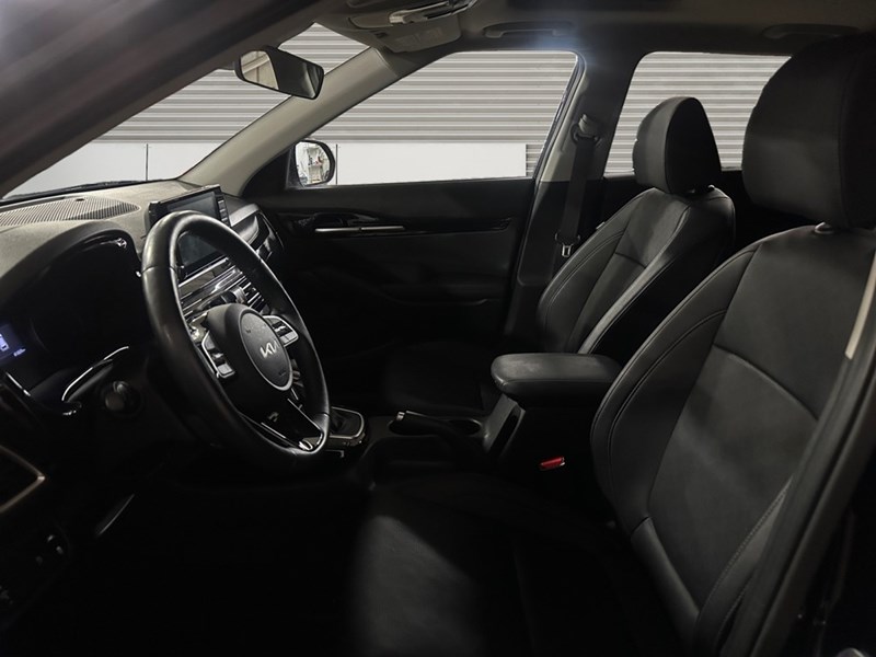 2023 Kia Seltos EX AWD