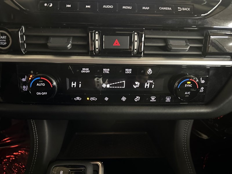 2024 Nissan Pathfinder Platinum 4WD