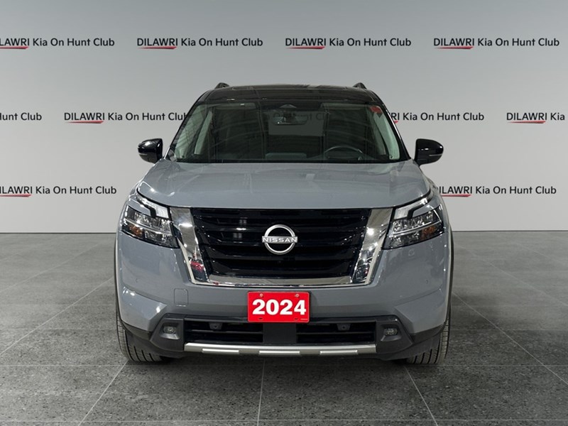 2024 Nissan Pathfinder Platinum 4WD