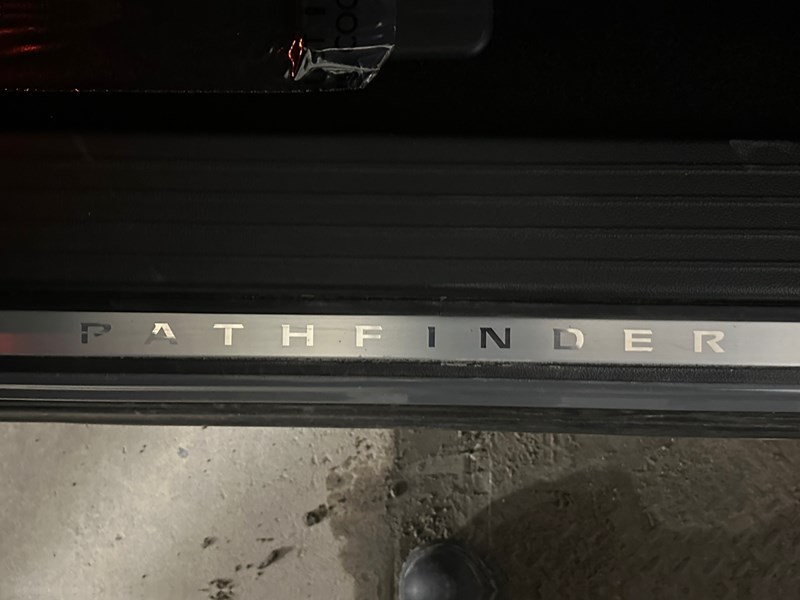 2024 Nissan Pathfinder Platinum 4WD