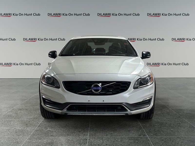 2016 Volvo S60 Cross Country T5 Platinum