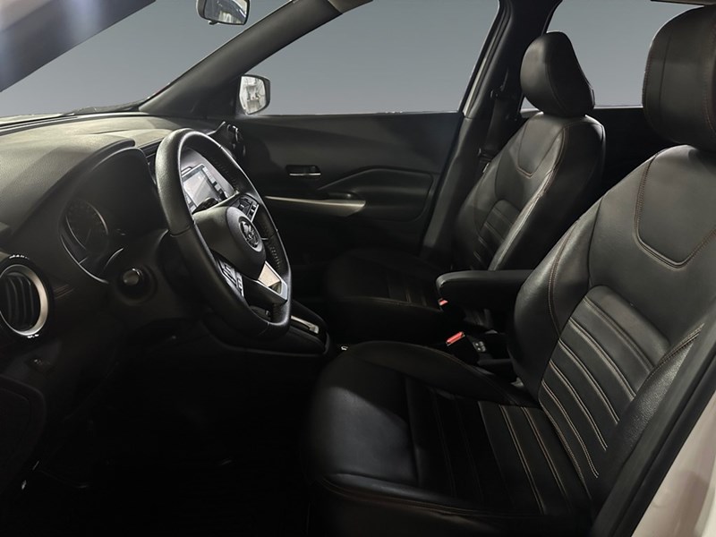 2019 Nissan Kicks SR FWD